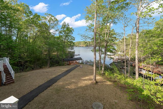 172 HEMLOCK FRST, Mineral, VA 23117