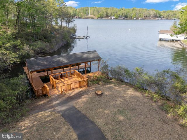 172 HEMLOCK FRST, Mineral, VA 23117