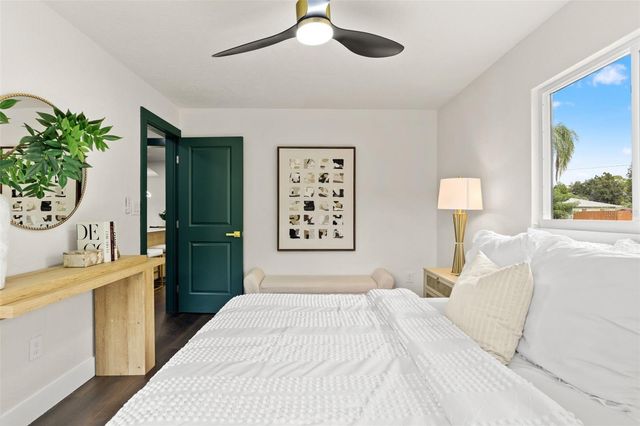 6810 13TH STREET N, St Petersburg, FL 33702
