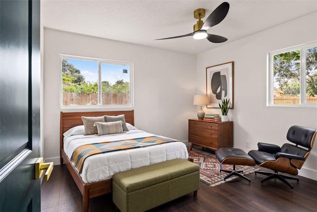 6810 13TH STREET N, St Petersburg, FL 33702