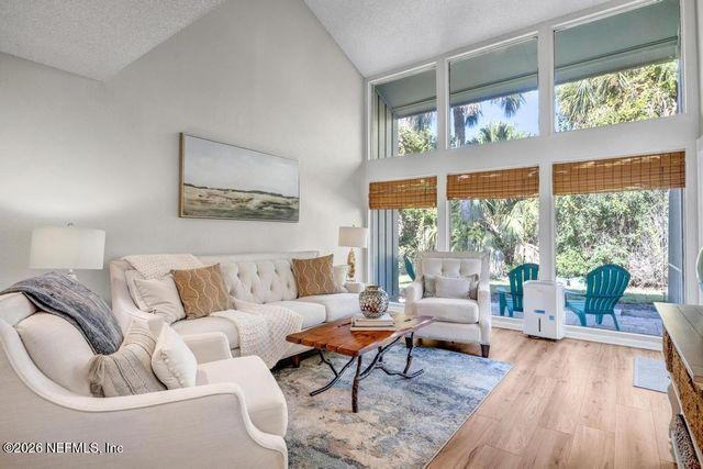 10025 SAWGRASS Drive E, Ponte Vedra Beach, FL 32082