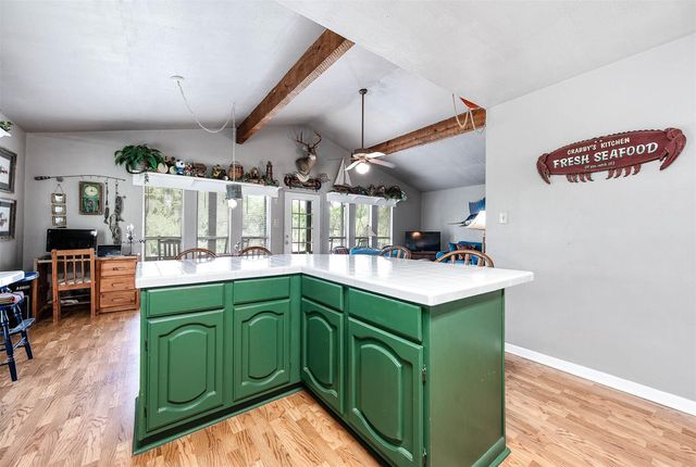 134 Private Road 652, Sargent, TX 77414