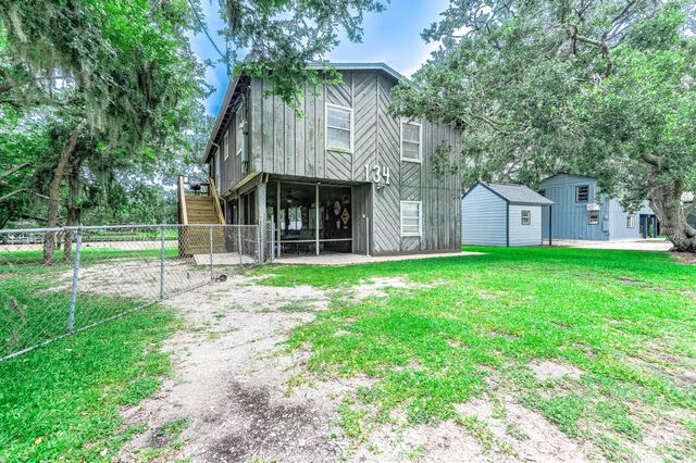134 Private Road 652, Sargent, TX 77414