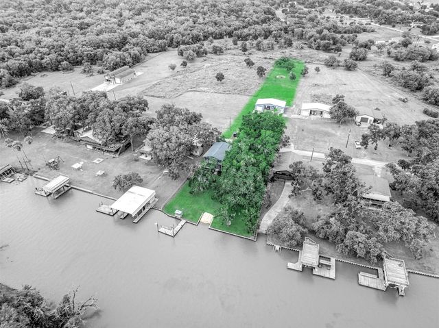 134 Private Road 652, Sargent, TX 77414