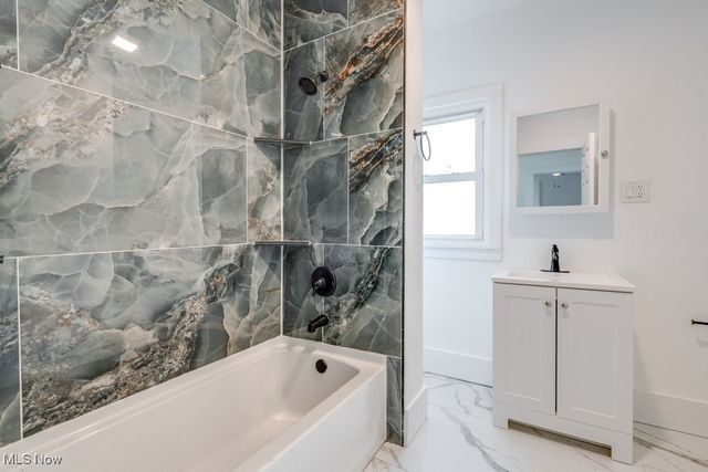 3261 Altamont Avenue, Cleveland Heights, OH 44118