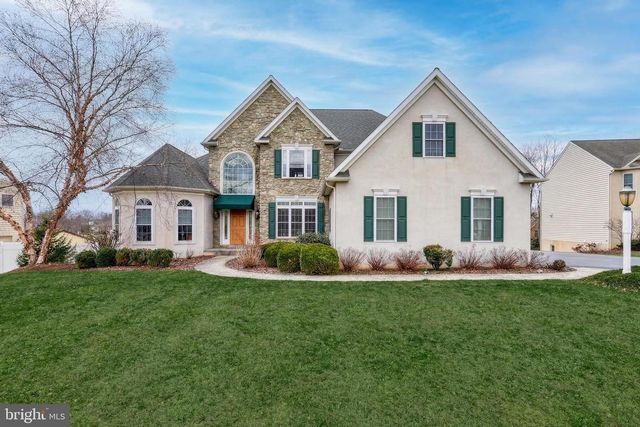 395 ECKER DR, Lititz, PA 17543