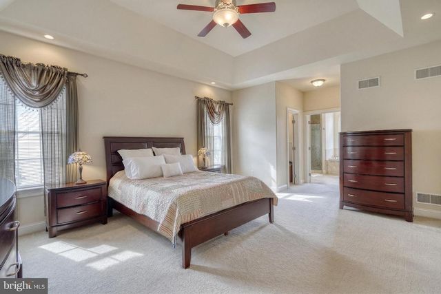 395 ECKER DR, Lititz, PA 17543