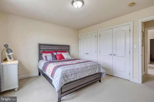 395 ECKER DR, Lititz, PA 17543