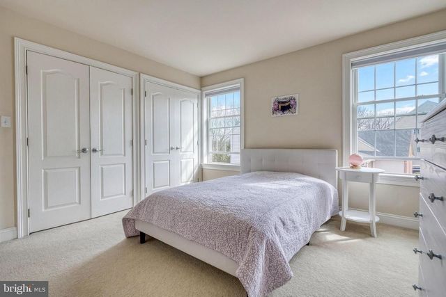 395 ECKER DR, Lititz, PA 17543