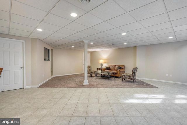 395 ECKER DR, Lititz, PA 17543