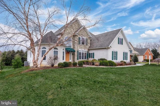 395 ECKER DR, Lititz, PA 17543