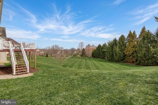 395 ECKER DR, Lititz, PA 17543