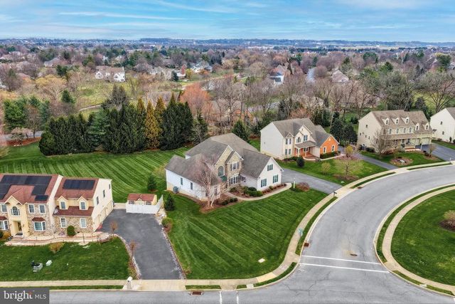 395 ECKER DR, Lititz, PA 17543