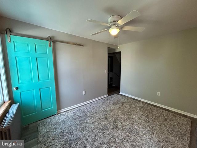 256 W MAIN ST, Ringtown, PA 17967