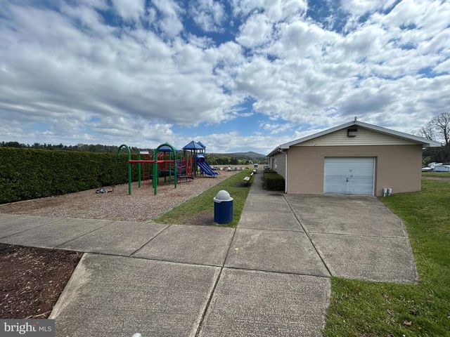 256 W MAIN ST, Ringtown, PA 17967