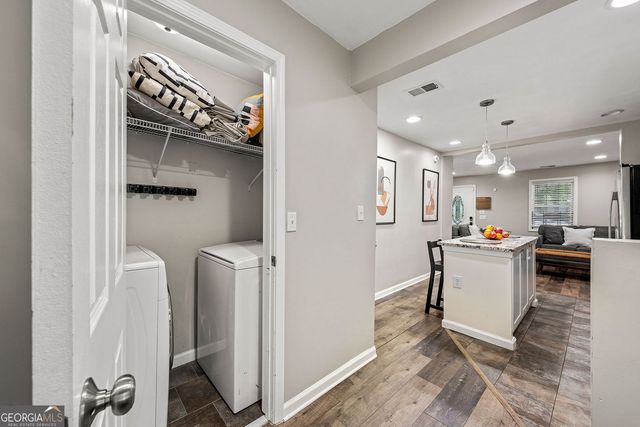 2176 Pansy Street NW, Atlanta, GA 30314