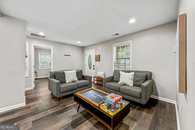 2176 Pansy Street NW, Atlanta, GA 30314