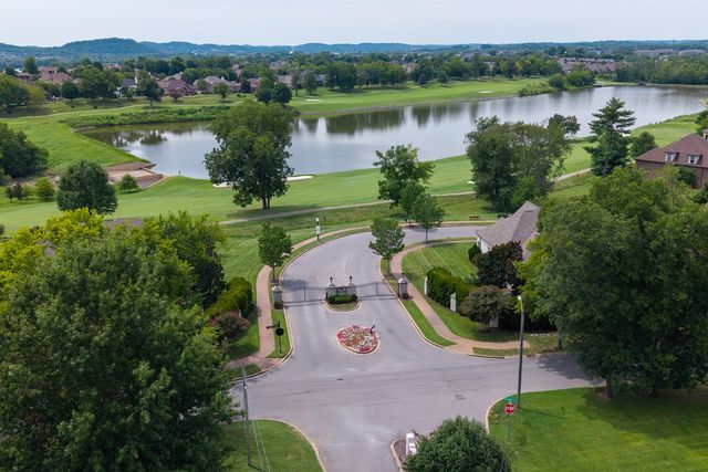 891 Fairington Pvt Way, Gallatin, TN 37066