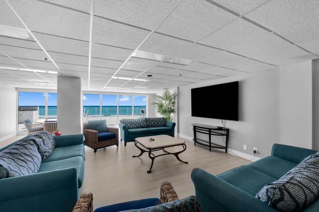 4511 S Ocean Boulevard 205, Highland Beach, FL 33487