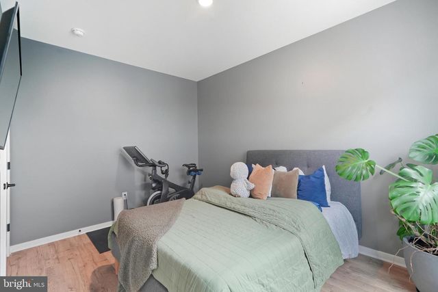 3112 PIERVIEW LN, Philadelphia, PA 19125