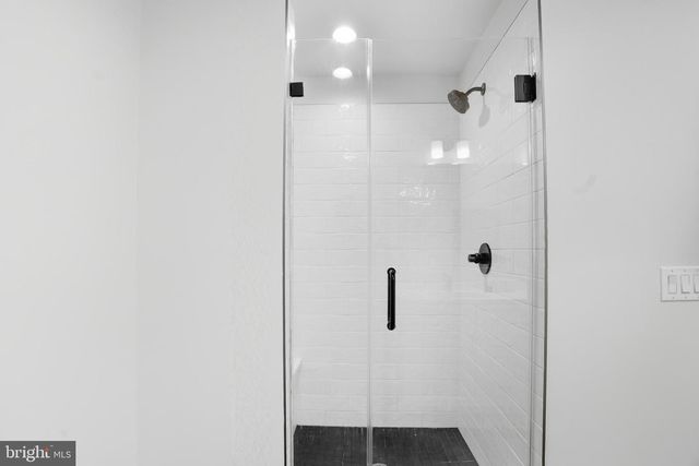 3112 PIERVIEW LN, Philadelphia, PA 19125