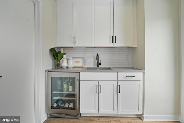 3112 PIERVIEW LN, Philadelphia, PA 19125