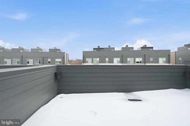 3112 PIERVIEW LN, Philadelphia, PA 19125