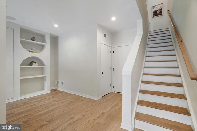 3112 PIERVIEW LN, Philadelphia, PA 19125