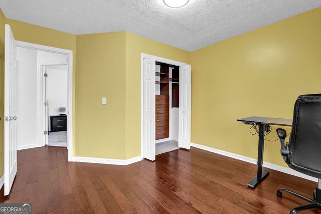 1533 Burnstone Drive, Stone Mountain, GA 30088