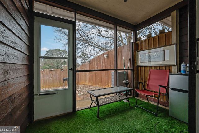 1533 Burnstone Drive, Stone Mountain, GA 30088