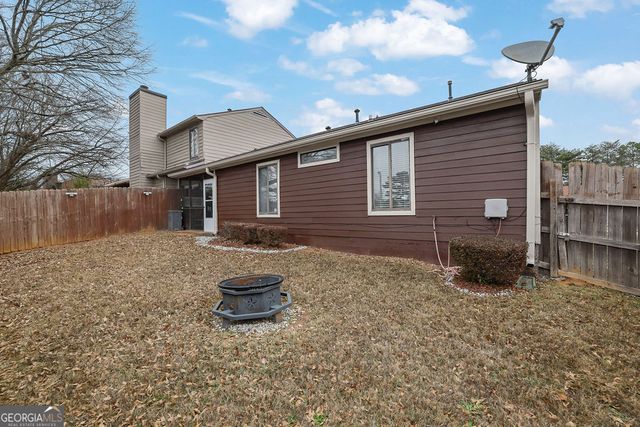 1533 Burnstone Drive, Stone Mountain, GA 30088