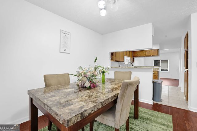 1533 Burnstone Drive, Stone Mountain, GA 30088