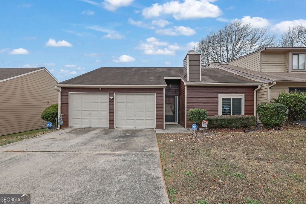 1533 Burnstone Drive, Stone Mountain, GA 30088