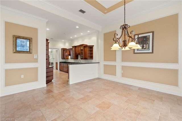 109 Barefoot CIR 22, Bonita Springs, FL 34134