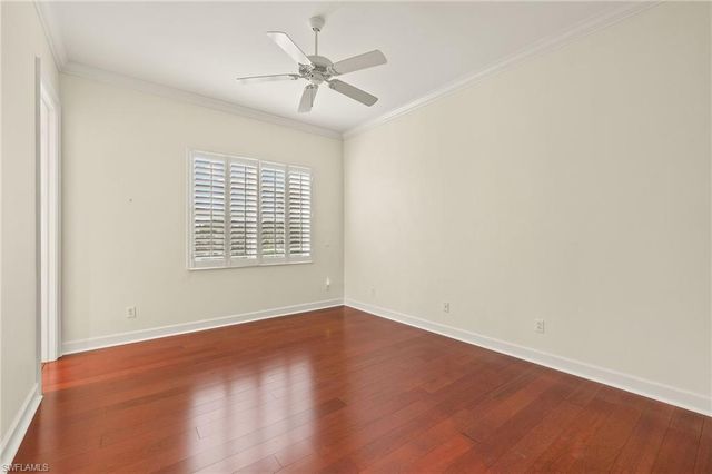109 Barefoot CIR 22, Bonita Springs, FL 34134