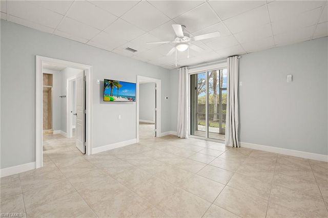 109 Barefoot CIR 22, Bonita Springs, FL 34134