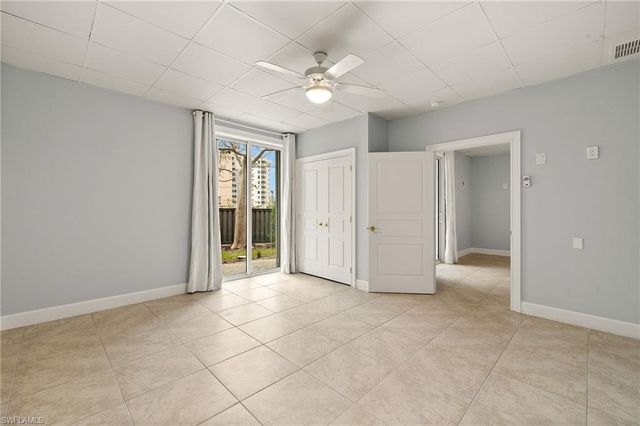 109 Barefoot CIR 22, Bonita Springs, FL 34134