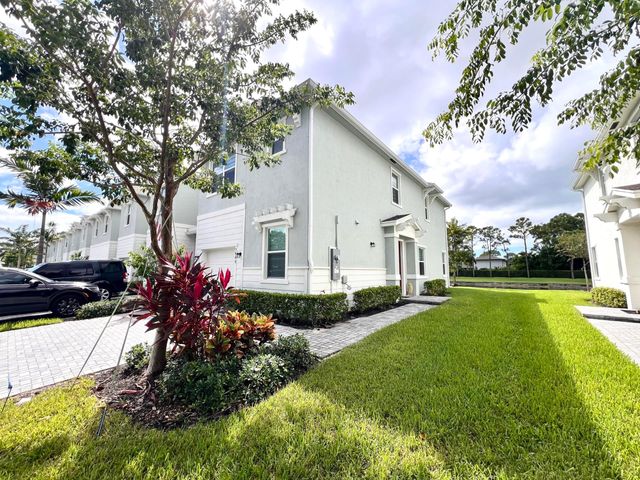 5409 Flannigan Way, Lake Worth, FL 33463