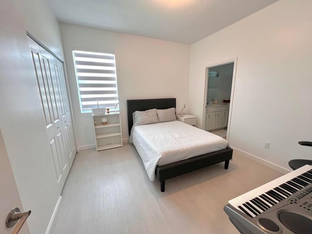 5409 Flannigan Way, Lake Worth, FL 33463