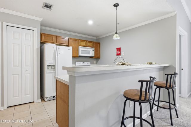 7920 MERRILL Road 411, Jacksonville, FL 32277