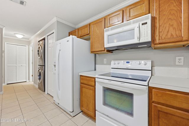 7920 MERRILL Road 411, Jacksonville, FL 32277