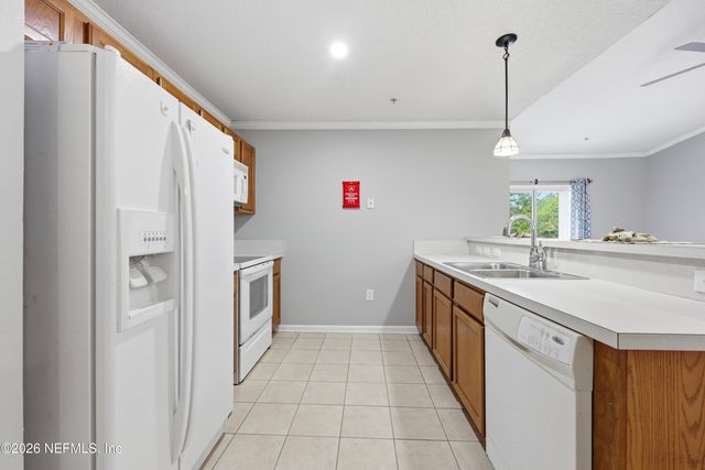 7920 MERRILL Road 411, Jacksonville, FL 32277