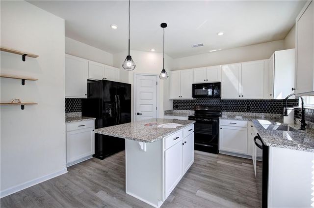 10 Eagle Drive NW, Rome, GA 30165