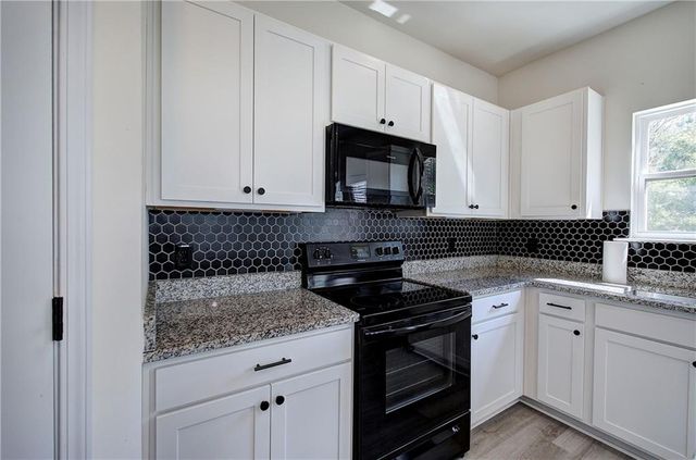 10 Eagle Drive NW, Rome, GA 30165