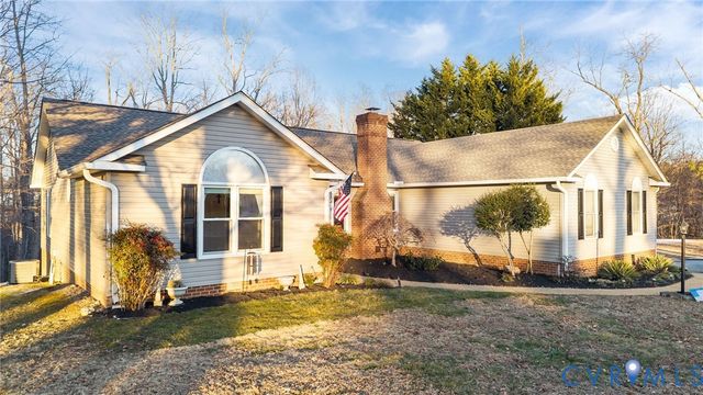 518 Rebel Ridge Rd, Chesterfield, VA 23834