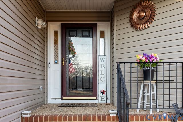 518 Rebel Ridge Rd, Chesterfield, VA 23834