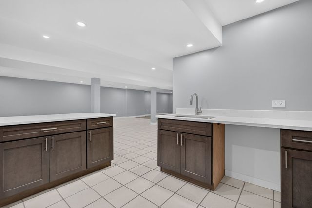 2377 Rock Canyon, New Lenox, IL 60451