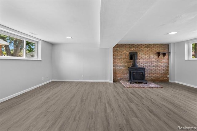 2268 Serra Drive, Sterling Heights, MI 48310