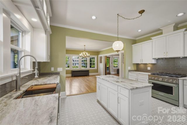 311 West Union Street, Morganton, NC 28655