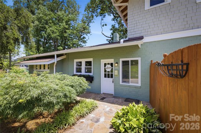 311 West Union Street, Morganton, NC 28655